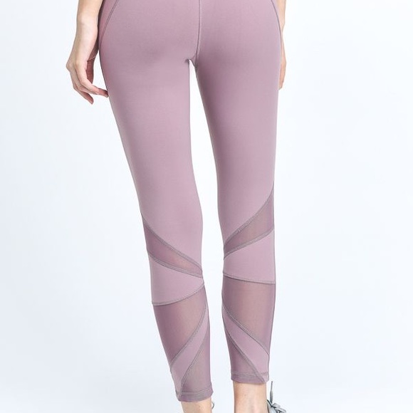 Mono B Other - NWT Mauve Athletic Leggings